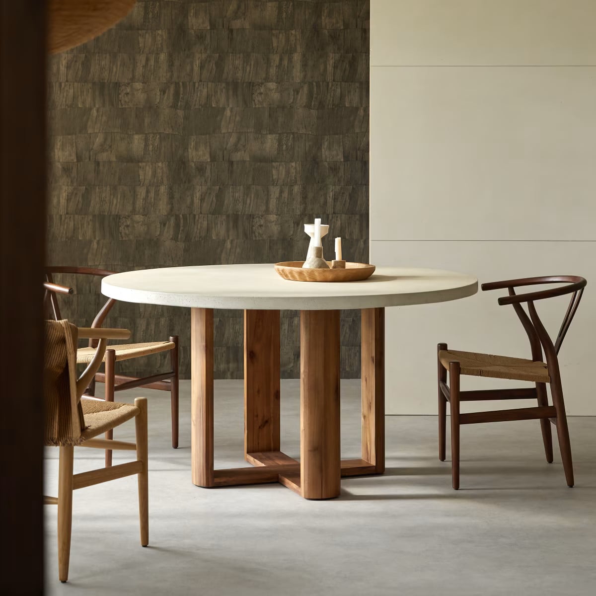Tikamoon Ronde eettafel van massief acaciahout en cement - Beige - Diameter: 140 cm, Hoogte: 75 cm