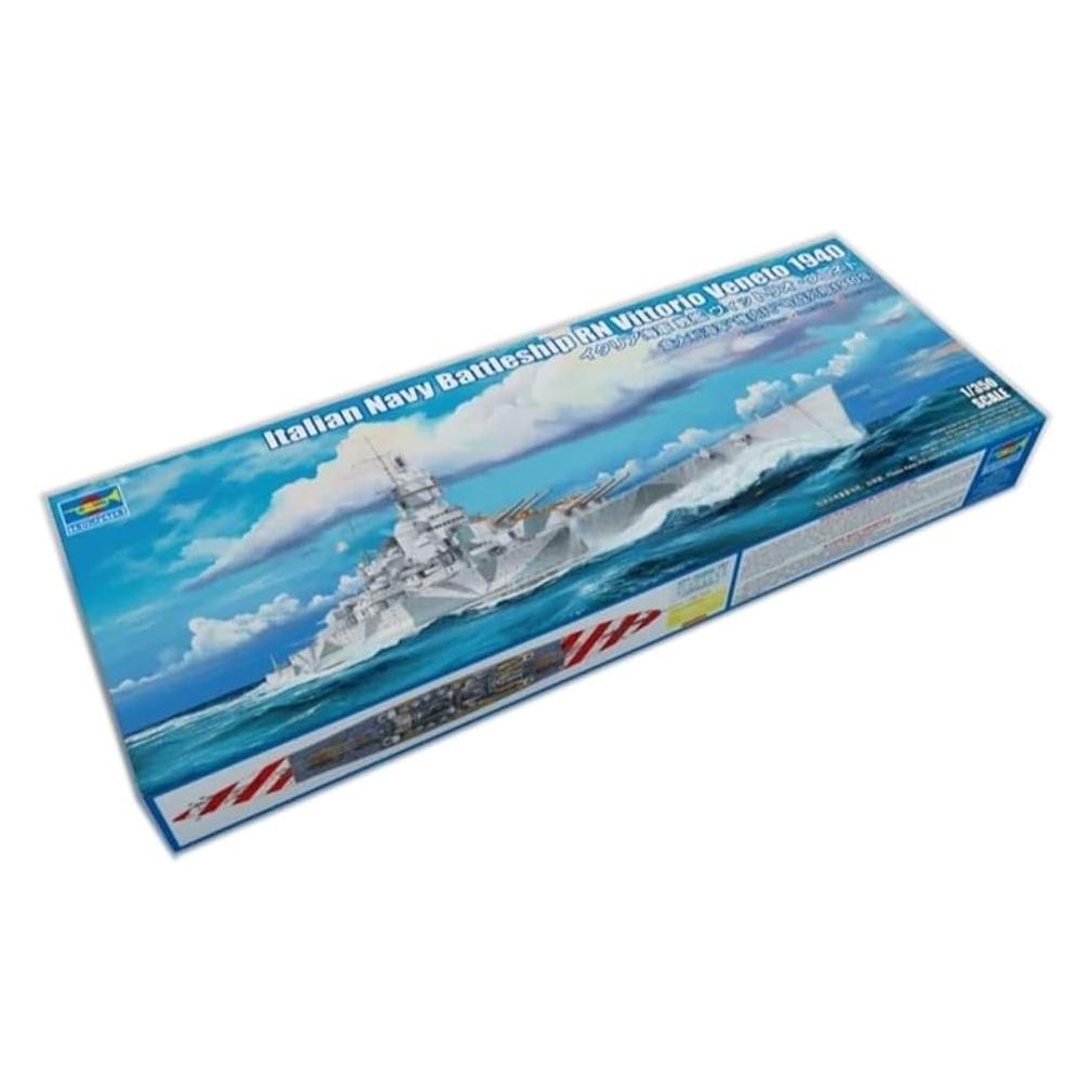 Trumpeter Italian Navy Battleship RN Vittorio Veneto 1940 (05320)