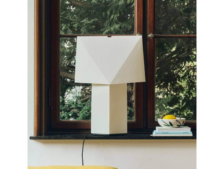Aplat Tischlampe, Höhe 44 cm, weiß, Seidenpapier E14 - HAY - Wohnzimmer - Modern - Papier / Karton - Mit Schirm
