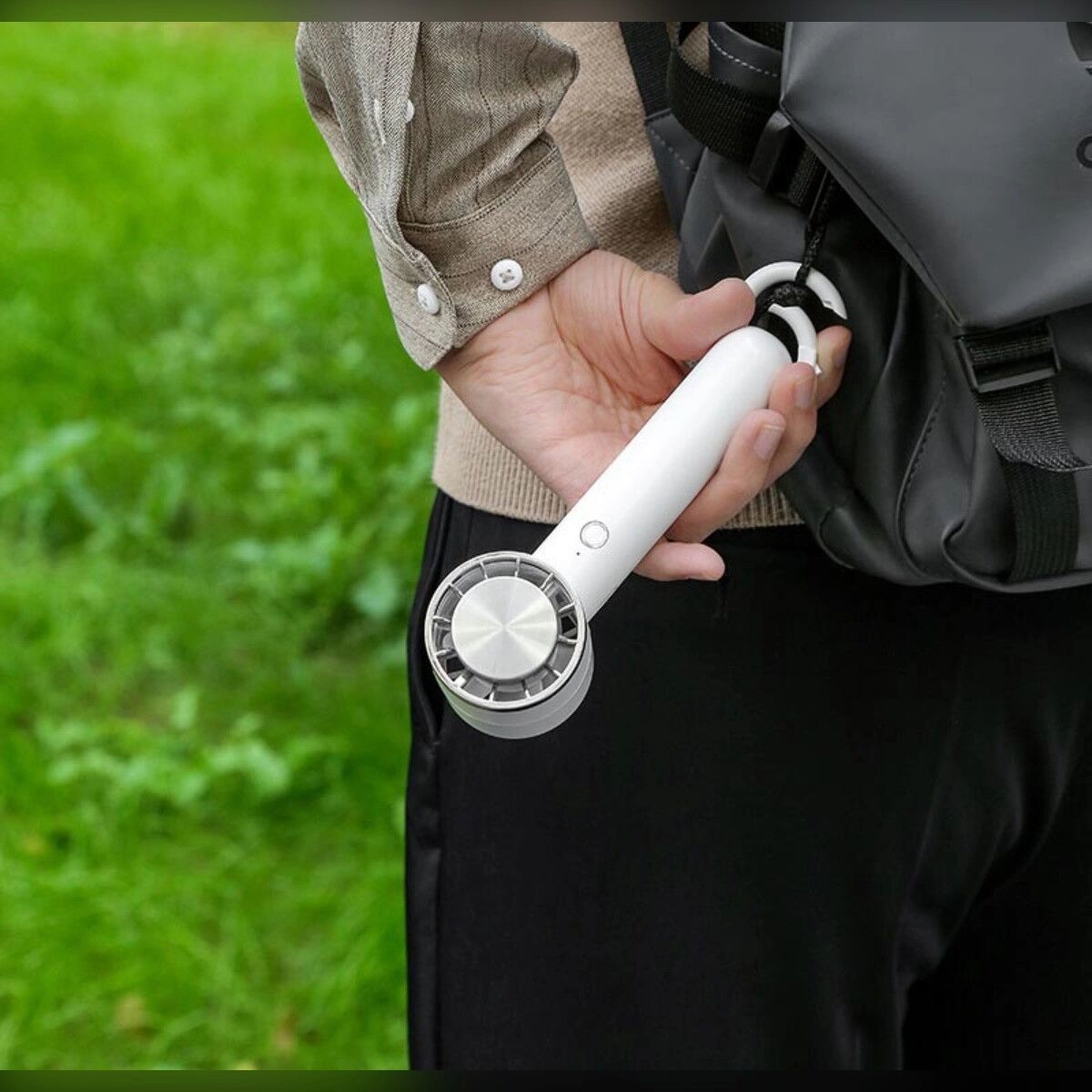 INF Tragbarer wiederaufladbarer Hängelüfter – Hochdurchsatz Kaltkompression mit flugzeuglegiertem Aluminium, 3-Stufen, 2000mAh Weiß