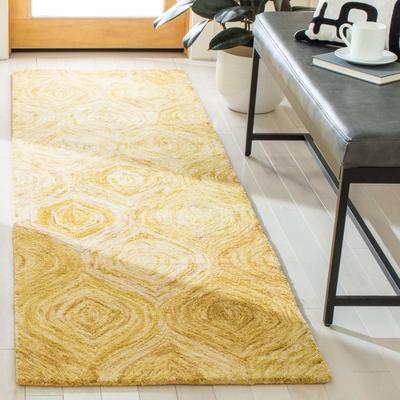SAFAVIEH Handmade Ikat Madyson Wool Rug