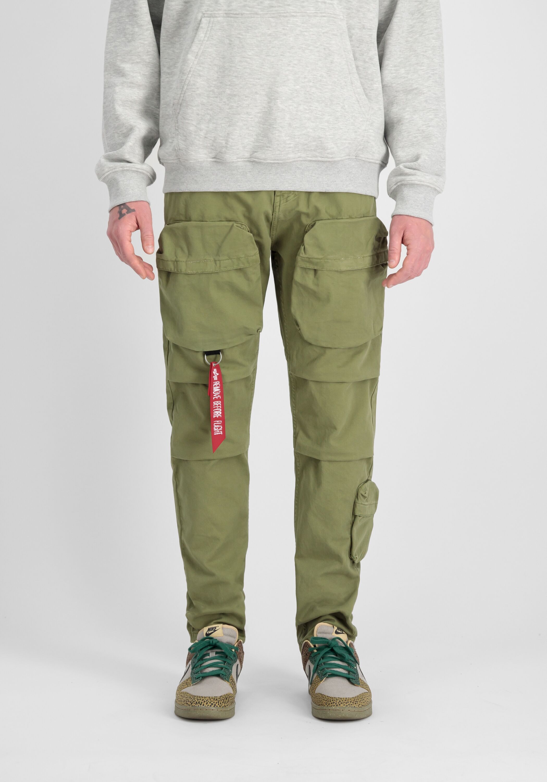Cargohose ALPHA INDUSTRIES "Tactical Pant", Herren, Gr. 30, Normalgrössen, grün (olive), Obermaterial: 100% Baumwolle, Hosen Cargohose olive 30, Normalgrössen