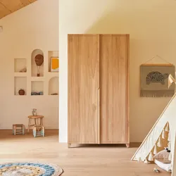 Kinderzimmerschrank Greta aus Teakholz 190