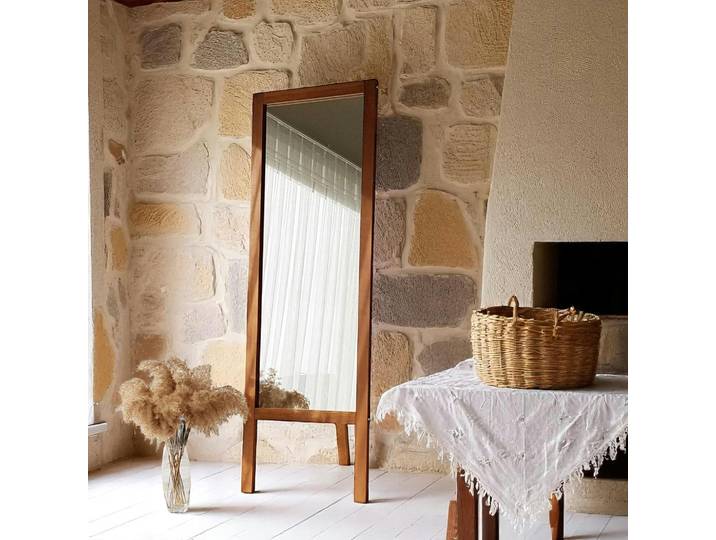 Miroir sur pied en bois avec crochets HILO - Bois marron