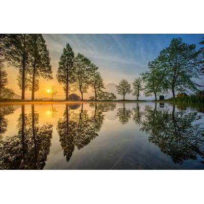 Fototapete PAPERMOON "Photo-Art CHANWIT WHANSET, MOUNT FUJI SPIEGELT SICH IM SEE, JAPAN", bunt, B:3,5m L:2,6m, Vlies, Tapeten