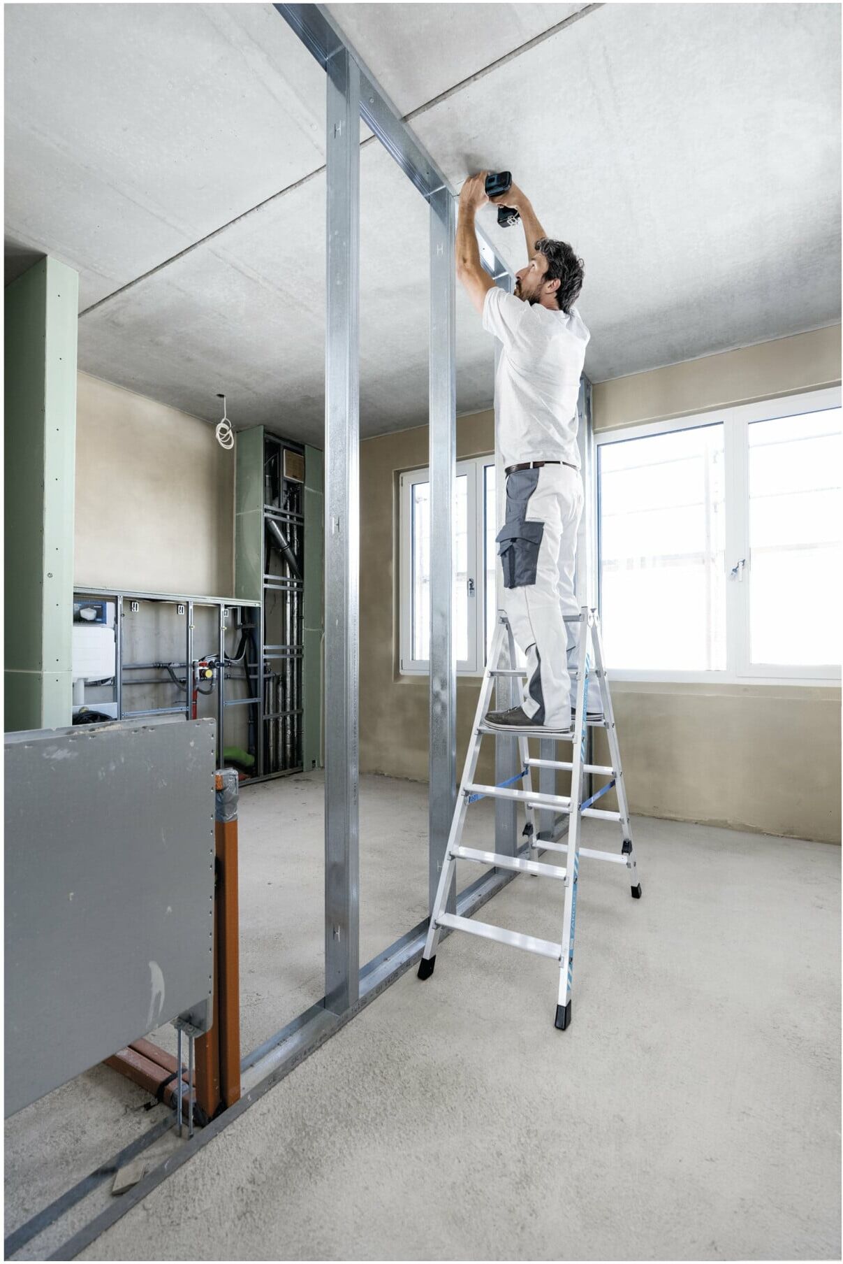 ZARGES Nova B - Stufen-Stehleiter 2 x 5 Stufen (42465)