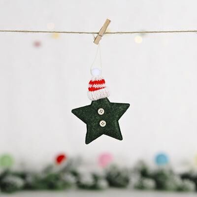 Inspired Deals Knitted Star Christmas Tree Ornament With Festive Hat Hanging Decoration green