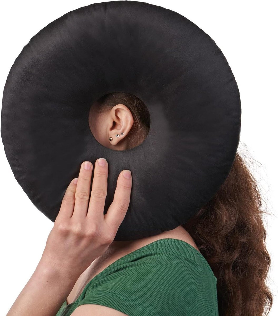 Wit Piercingkussen met gat - Comfortabel donut oorkussen met verstelbare vulling - 29 x 29 cm