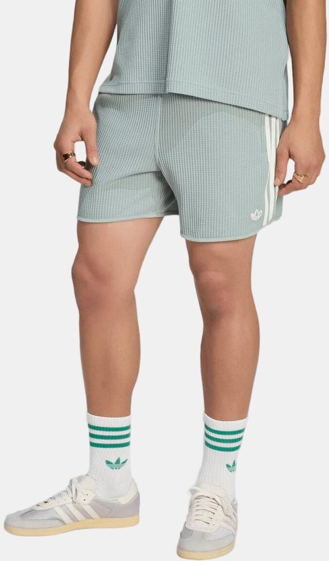 Adidas Pantalón corto de hombre Shorts Originals. Verde