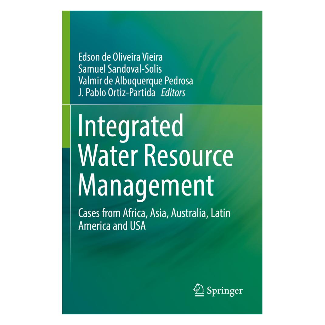 Springer Integrated Water Resource Management (Englisch, Softcover, Edson de Oliveira Vieira, J. Pablo Ortiz-Partida, Samuel Sandoval-Solis, Valmir de Albuquerque Pedrosa) (56155949)