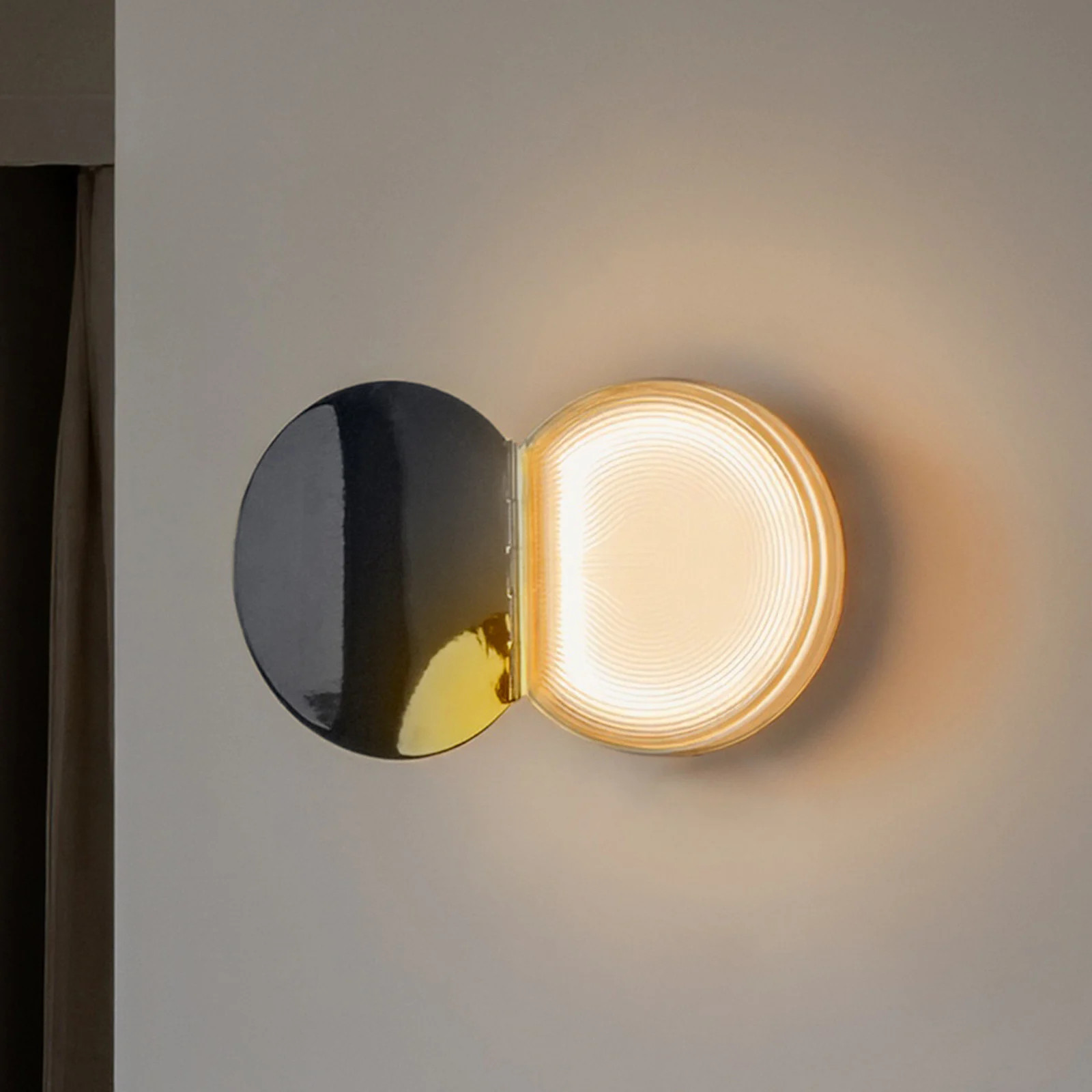 DCW Poudrier LED wandlamp van glas en staal met 2400 K licht voor badkamer, gang of woonkamer