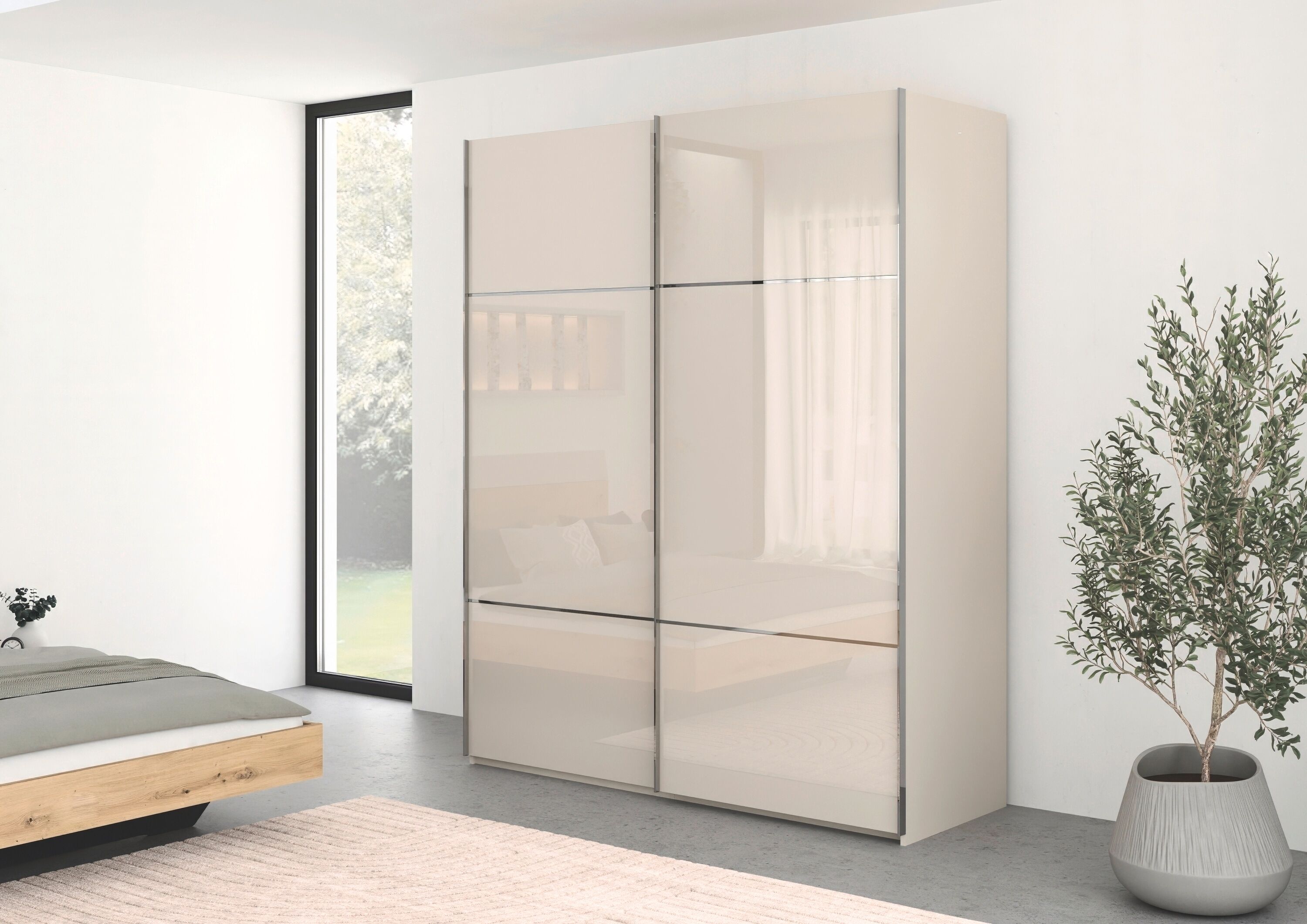 rauch "Kleiderschrank Schrank Garderobe Schlafzimmerschrank SCALE-TRIO" edle dreigeteilte Front mit 2 Zierleisten Glasfront MADE IN GERMANY champagner, glas champagner, griffleisten chrom B/H/T: 181cm x 223cm x 67cm