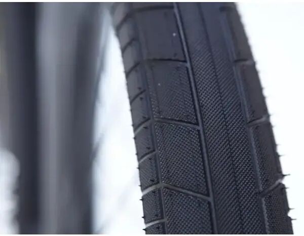 BMX Reifen Cult Dehart (2.4" - Schwarz)