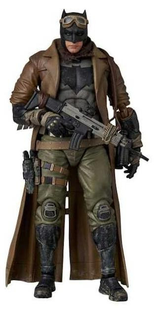 Medicom Toy DC Comics MAFEX Knightmare Batman actiefiguur Snyder's Justice League versie, 16 cm