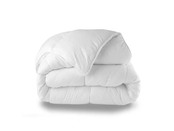 Couette légère pliable en oreiller microfibre 200x200 cm