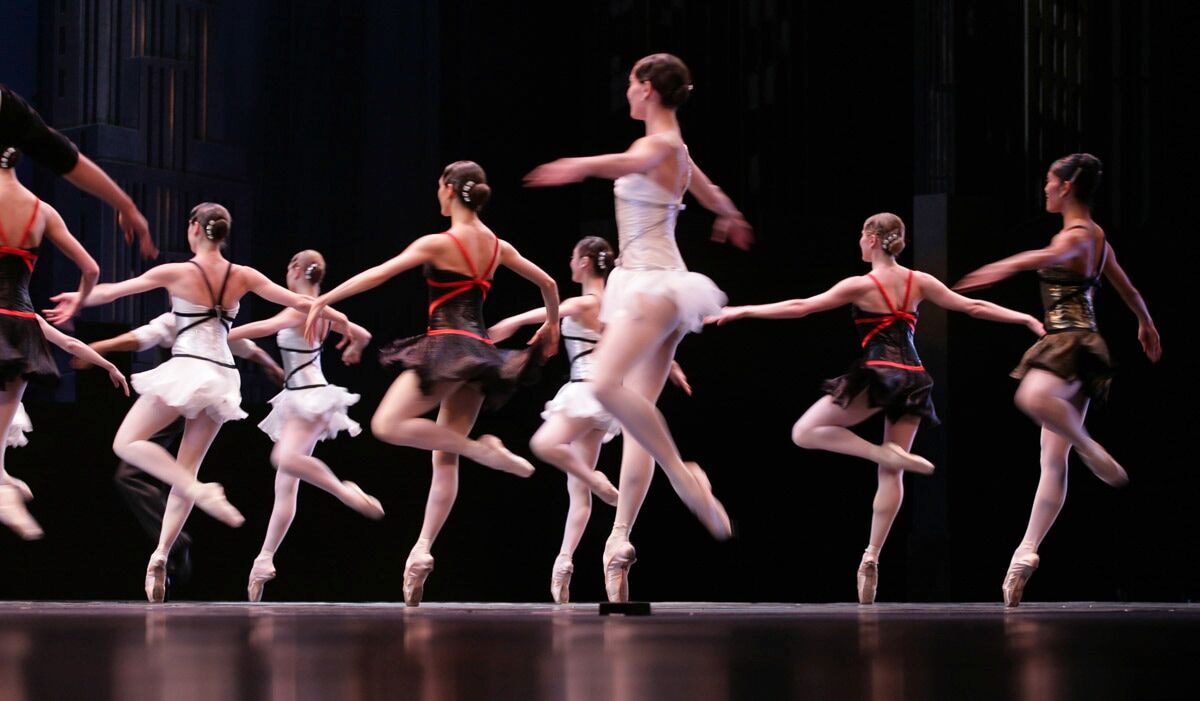 Fototapete PAPERMOON "Ballett", bunt, B:2m L:1,49m, Vlies, Tapeten, Fototapete bunt B/L: 2m x 1,49m, Bahnen: 4 Stk.