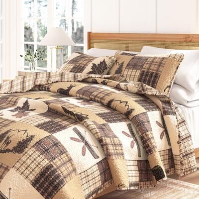 Linery & Co. Rustic Lodge Patchwork Quilt Set With Shams.