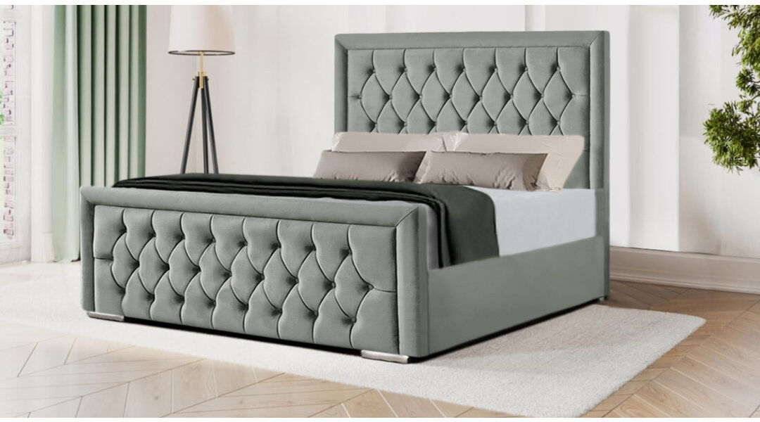 Rosdorf Park Brentley Upholstered Velvet Bed Chrome King (150 x 200 cm)