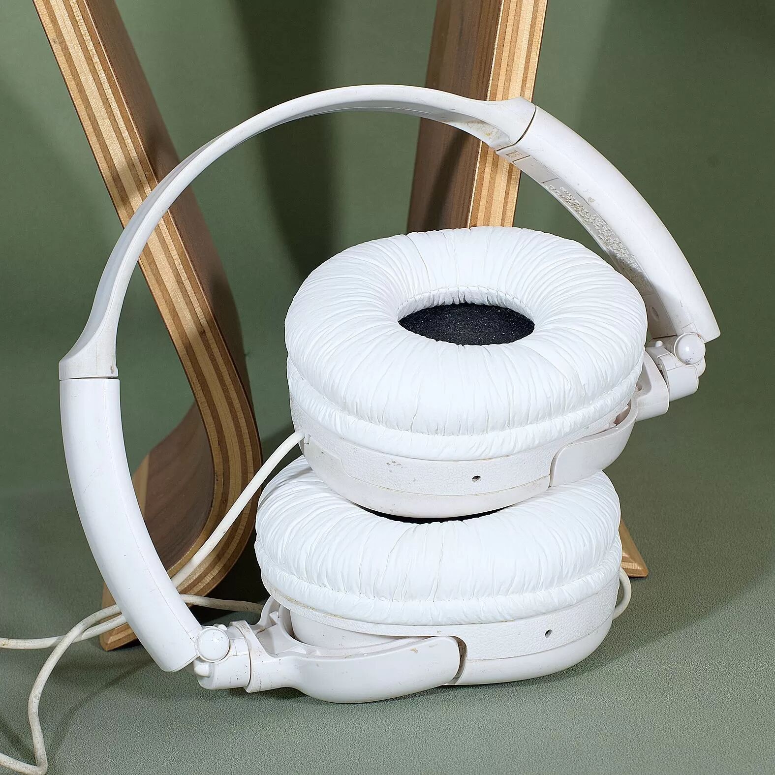INF 2er-Pack Ohrpolster für Sony MDR NC8 / MDR-NC8 – Ultimativer Komfort Weiß