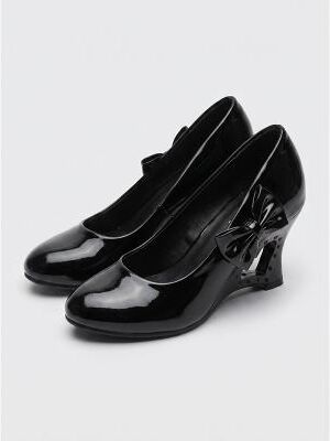 LightInthebox Women's White Wedge Pumps - Elegant Bridal Shoes for Garden Weddings and Outdoor Ceremonies