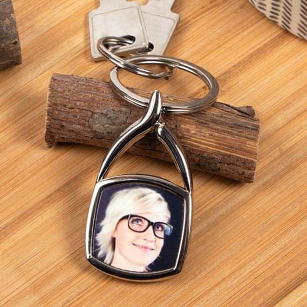 Ocadeau Porte clef argenté carré