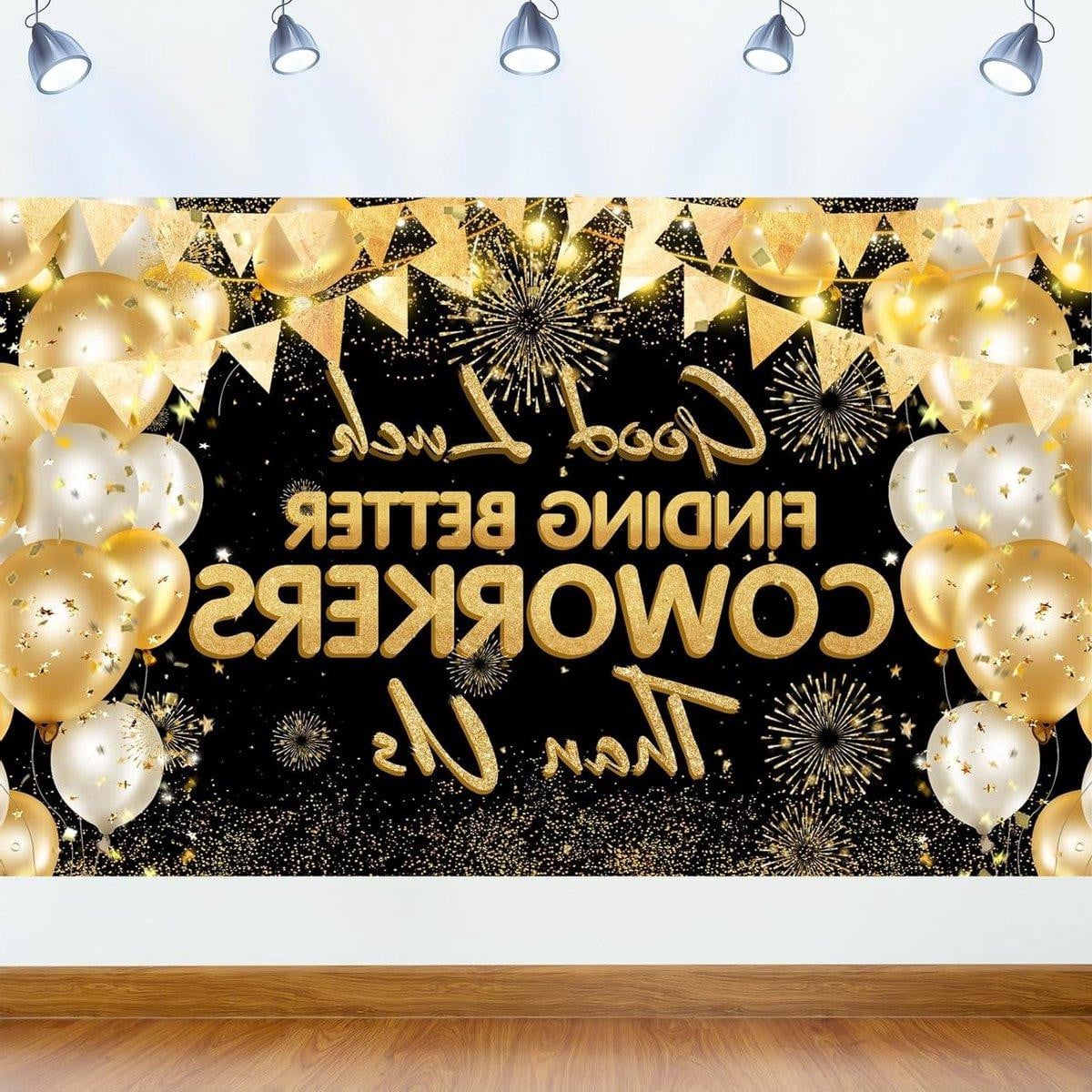 Feestelijke decoraties voor afscheid van collega's in zwart en goud met confetti en textiel