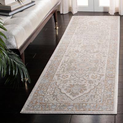 SAFAVIEH Isabella Vergilia Traditional Oriental Rug