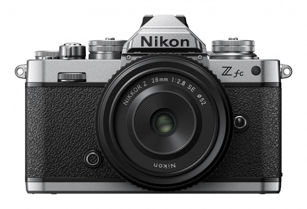 Nikon Z fc KIT mit NIKKOR Z 28mm f2.8 (SE) 4960759906441