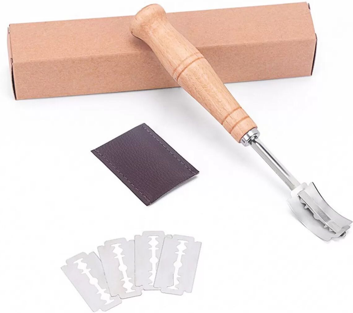 INF Brot-Lame mit Holzgriff — 304 Edelstahl gebogene Klinge, Silber, inkl. Creme-Spachtel x1 und 5 Ersatzklingen