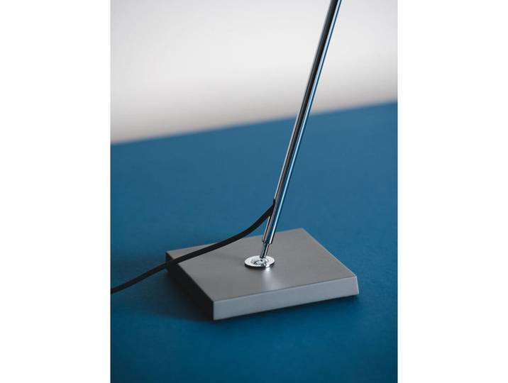 Lampe à poser Gira noire - Santa & Cole - Salon / séjour - Aluminium