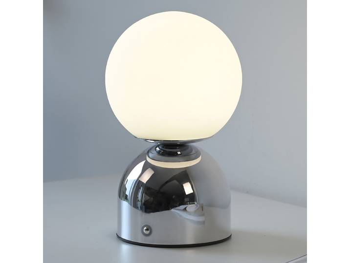 Lampe de table LED Rudi 12 x 20 x 12cm Argenté/Argenté Matériau : Verre, Métal, Matière plastique Surface en métal : Laqué Type de matière