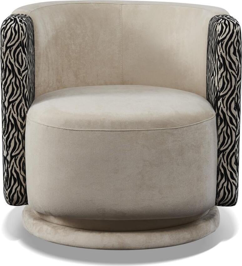 Klassieke draaibare fauteuil met textiel bekleding voor ontspanning en tv-kijken