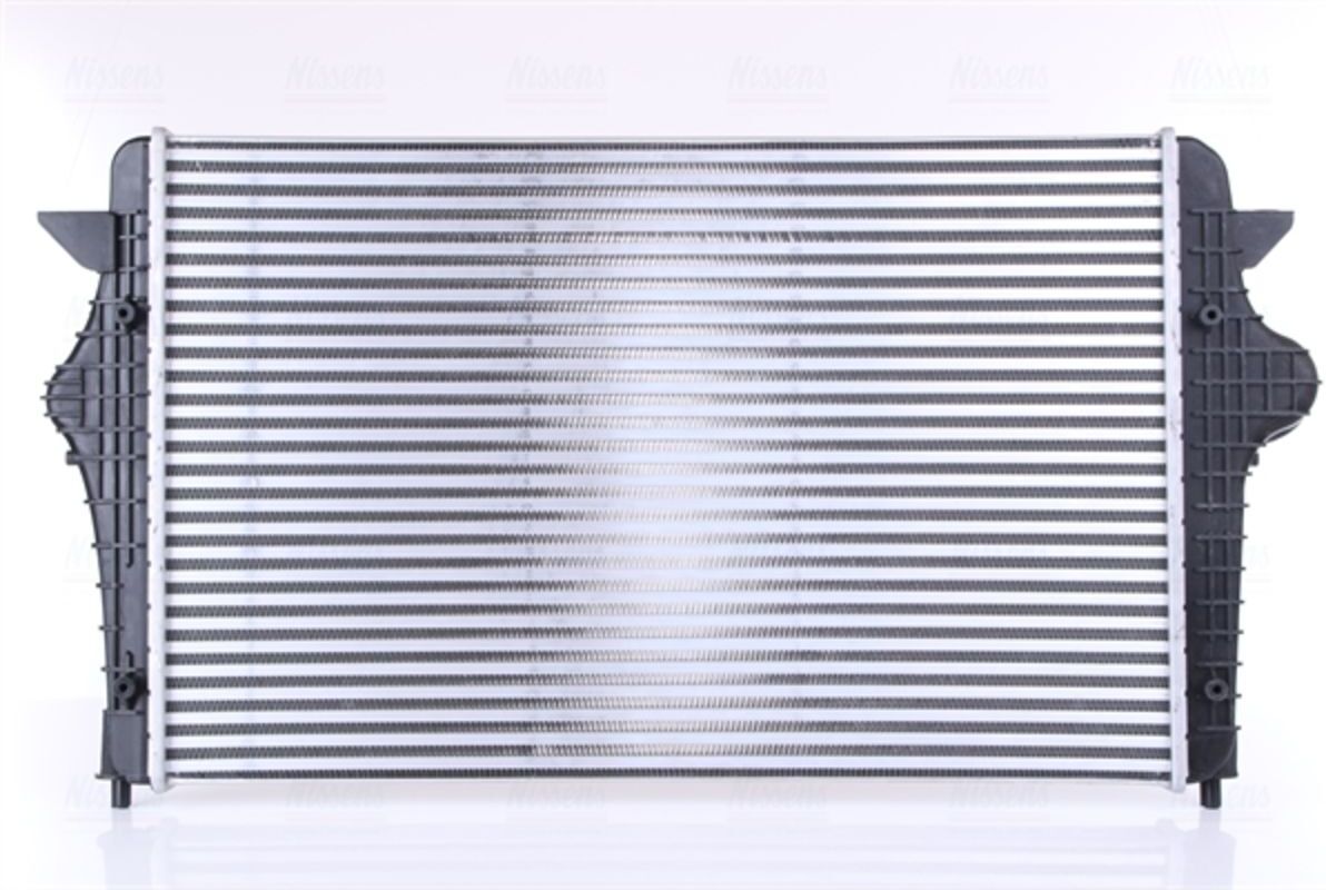 Ladeluftkühler NISSENS 96692