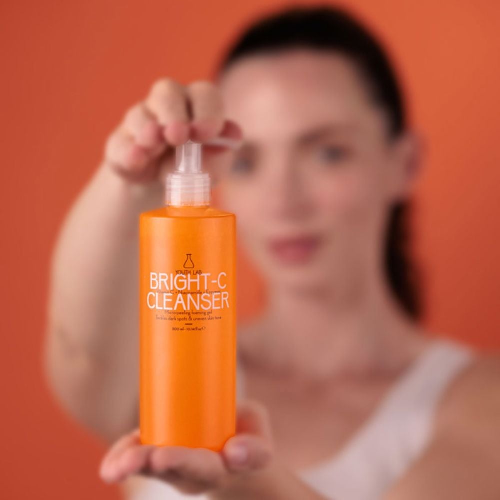 Youth Lab Brightening Vit-C Bright-C Purifying Foaming Gel Cleanser 300mL