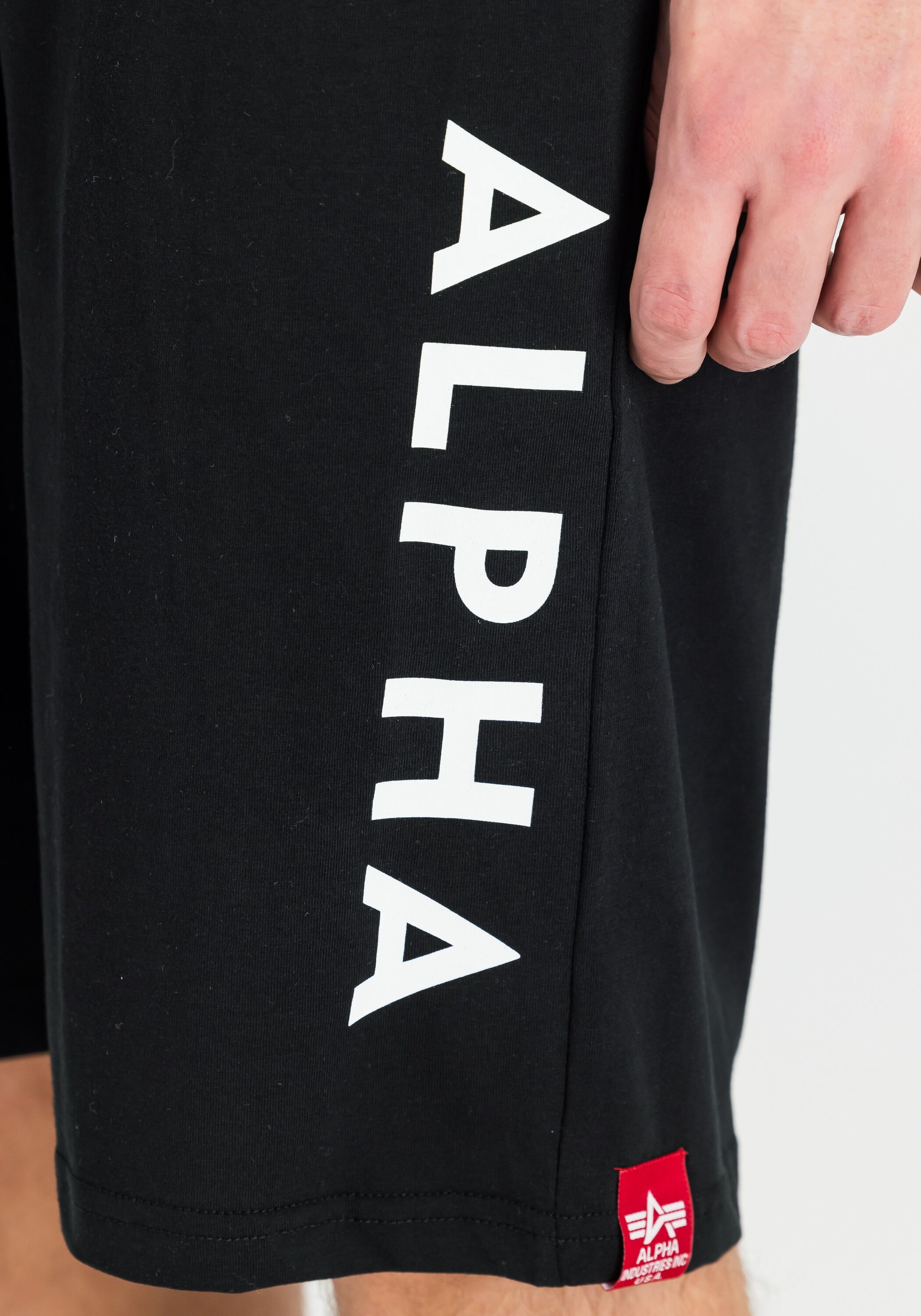 Shorts ALPHA INDUSTRIES "Jersey Shorts", Herren, Gr. M, Normalgrössen, schwarz, Obermaterial: 100% Baumwolle, Hosen Shorts schwarz M, Normalgrössen
