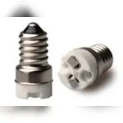 S21 Adapter für LED-Leuchtmittel E14->GX5,3