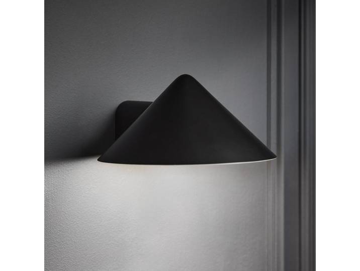 Grasp LED-Akku-Wandlampe Schwarz - FRANDSEN - Wohnzimmer - Design - Edelstahl - Einflammig