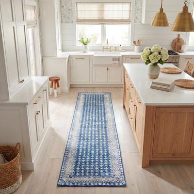 SAFAVIEH Brentwood Gusta Traditional Oriental Rug