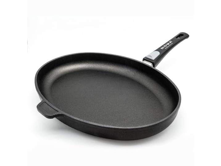 NOWA Ovale Fischpfanne (39x29 cm) - Antihaftbeschichtete Aluguss-Pfanne mit abnehmbarem Griff für alle Herdarten – backofen- & induktionsgeeignet