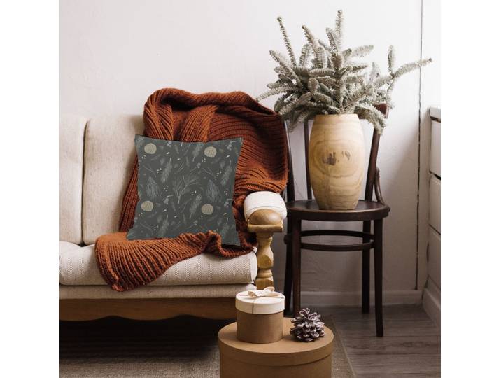 Dekokissen QUEENCE Nüsse , schwarz (bedruckt gemustert), B:40cm H:1cm L:40cm, Polyester, Dekokissen_Sitzkissen_Kissenhüllen, Dekokissen, Dekokissen mit HD Premium Druck Weihnachten