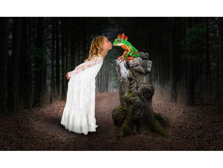Fototapete PAPERMOON Prinzessin küsst den Frosch , bunt, B:1,5m L:1,11m, Vlies, Tapeten, Fototapete