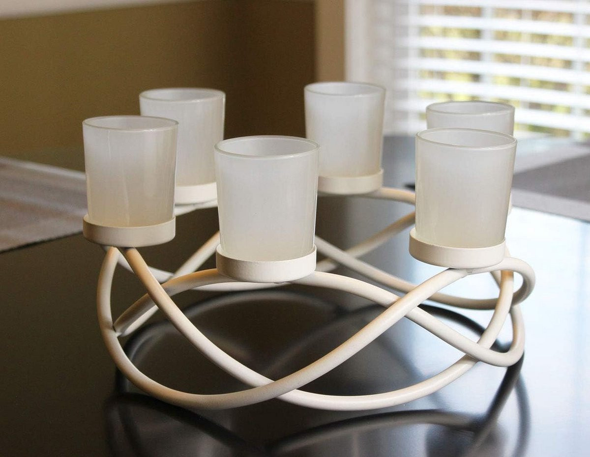 Wit Kandelaar Middelpunt voor Tafel Decoratie met 6-Kops Ontwerp, Diameter: 27 cm
