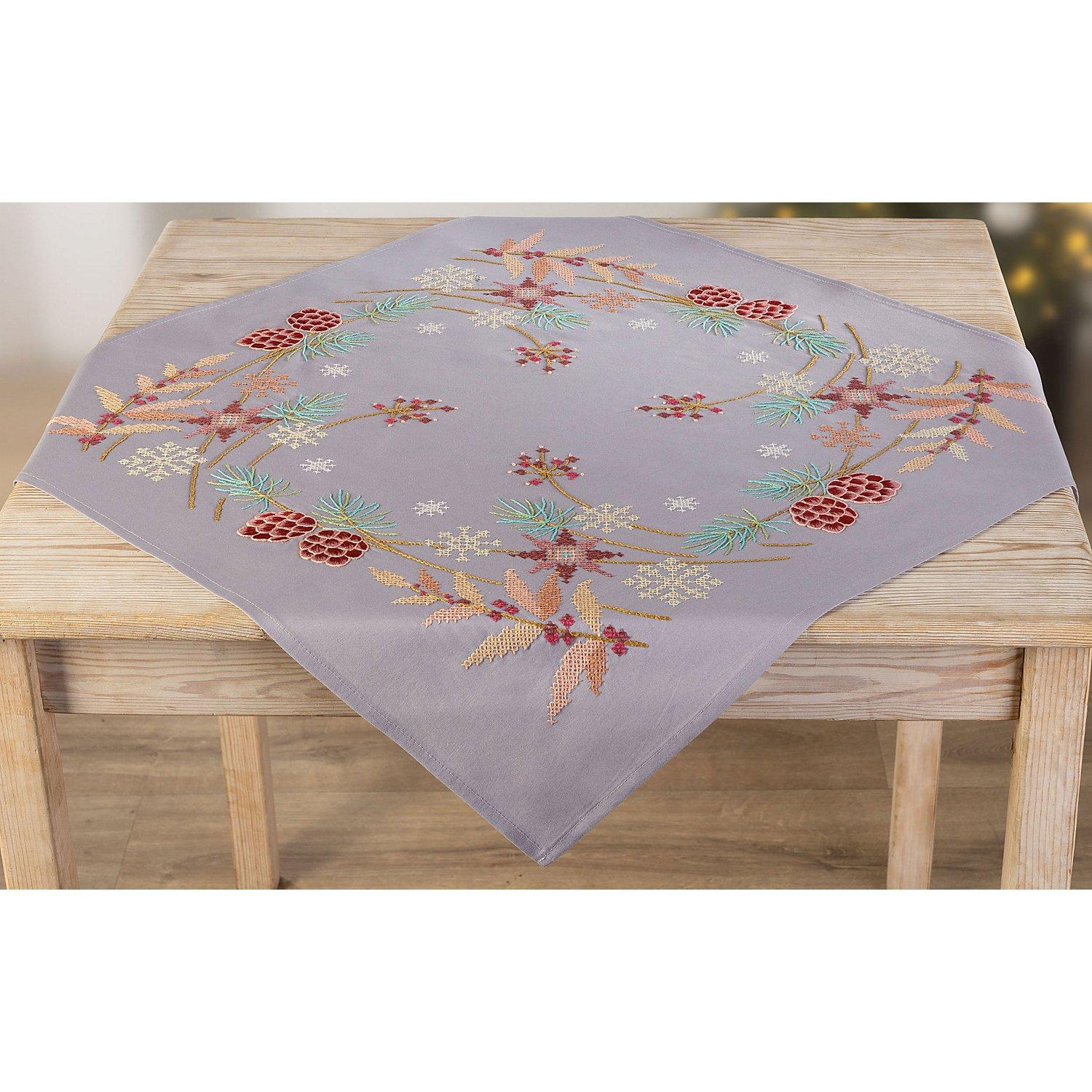 Stickmitteldecke "Weihnachtszeit/Winterzeit"