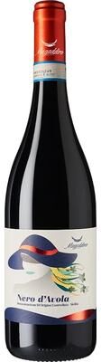 """Famiglia Magaddino""" """Famiglia Magaddino Nero d'Avola 2023 Red Wine - Italy"""