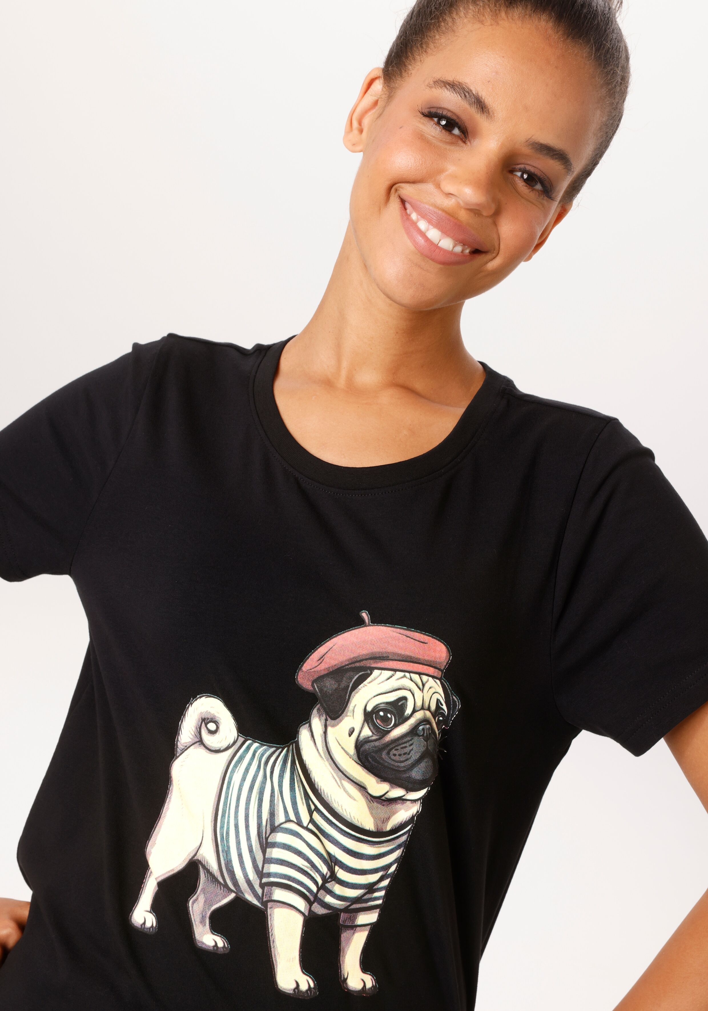 T-Shirt ANISTON CASUAL, Damen, Gr. 38, schwarz (schwarz, beige, rot, taupe, grün), Single Jersey, Obermaterial: 95% Baumwolle, 5% Elasthan, bedruckt, figurumspielend hüftlang, Rundhals, Shirts T-Shirt, mit Dackel oder Mops bedruckt - du hast die Wahl schw