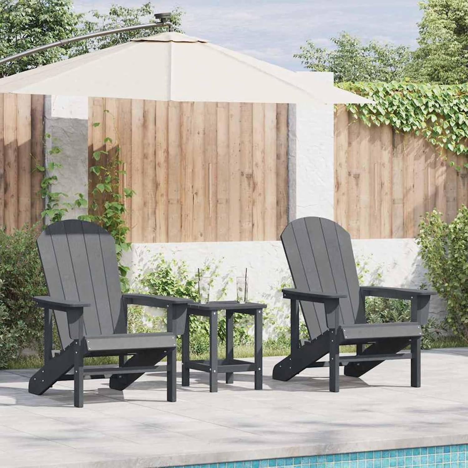 Set aus 2 hellgrauen Adirondack-Stühlen aus HDPE, 74x82x90 cm und 74x82x91 cm, moderne Sessel und Loungesessel für Terrasse, Camping und Café