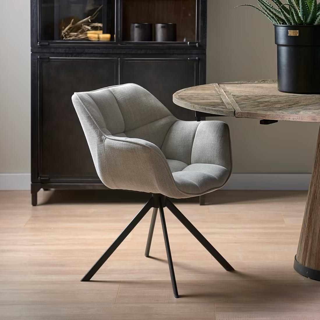 Rivièra Maison Carnaby Draaibare Eetkamerstoel met Armleuningen - Fabulous Flax