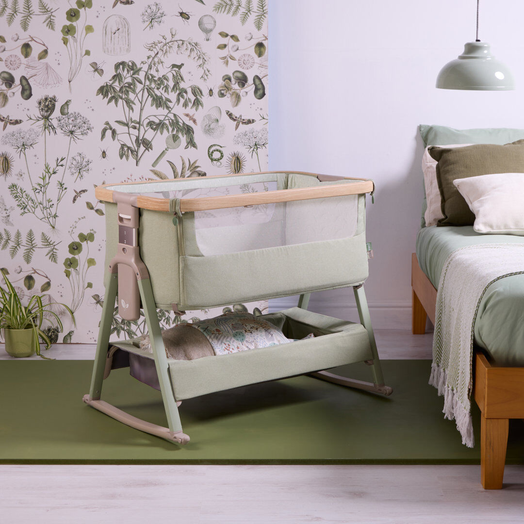 Tutti Bambini Cozee Air 2 Bedside Crib Drifted Oak / Eucalyptus 84cm H X 56cm W X 92cm L