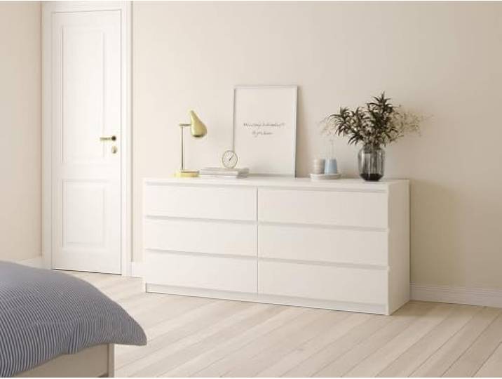 Dmora - Kommode Giselle, Wohnzimmerbuffet, Wohnzimmer-Sideboard, Moderne K?chen-Speisekammer, 154x50 h70 cm, Wei?