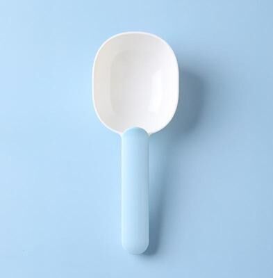 United Premium Pet Food Scoop & Cat Feeding Spoon Easy Dog & Cat Feeding Tool white+blue